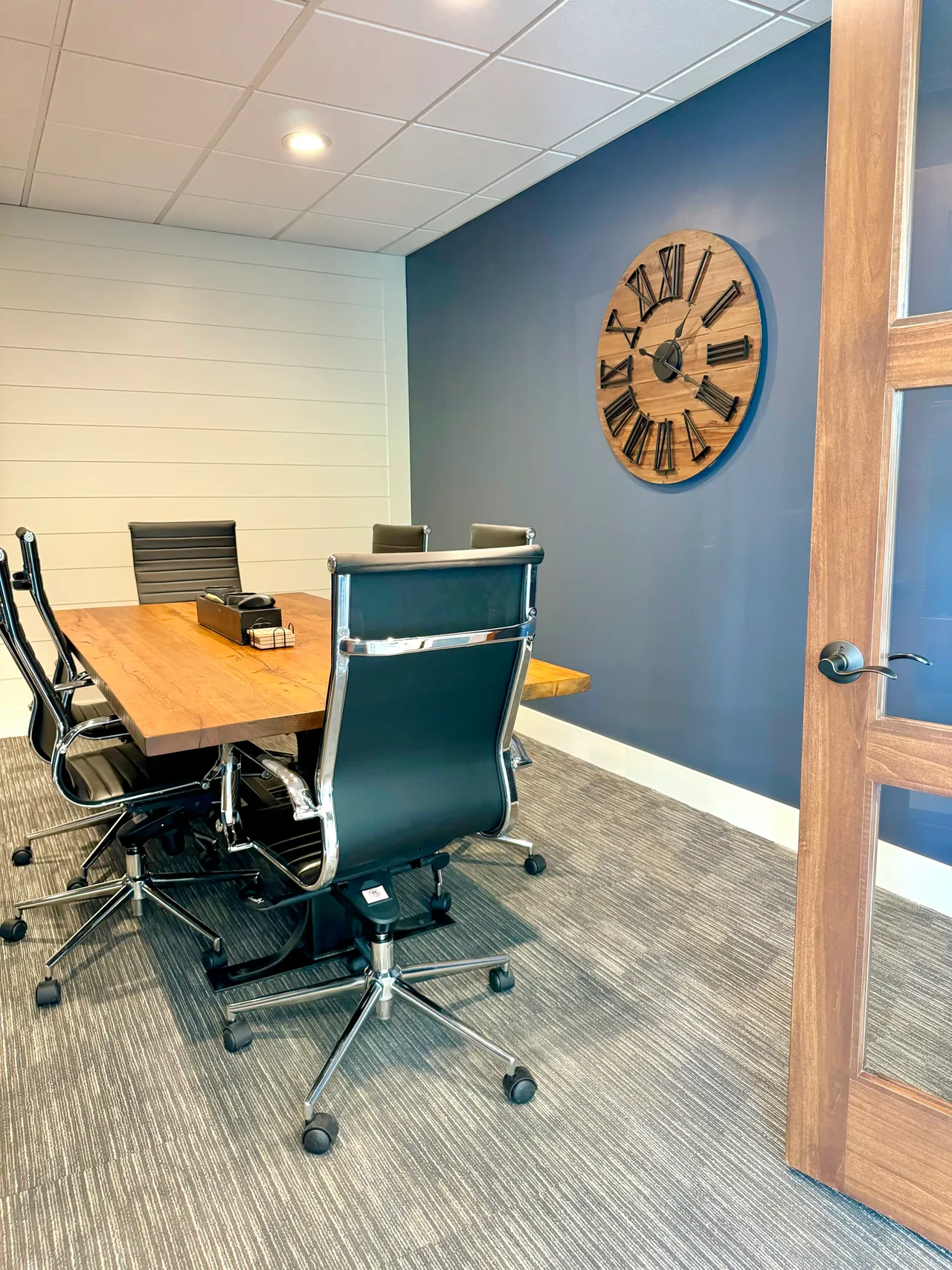 Professional payroll services team